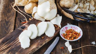 怎样在月经期进行丰胸 想要丰胸不妨吃8种食物