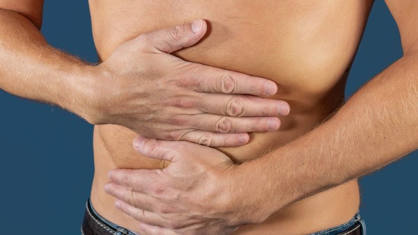 月经前腹部绞痛怎么回事，怎么办