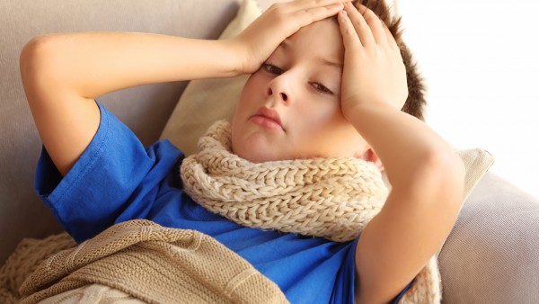 孩子发烧、脖子上的淋巴结肿大要紧吗，吃什么药