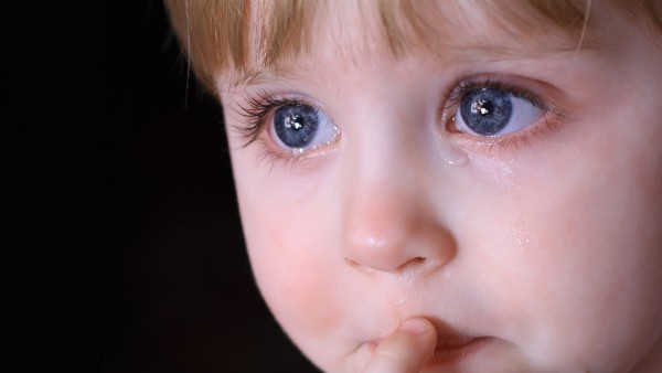 孩子挤眉弄眼频繁是什么原因
