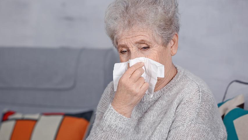 过敏性鼻炎会引起外鼻眼睛水肿吗