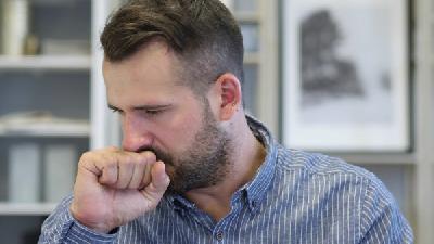 鼻跟口腔老是有痰，会少有口臭