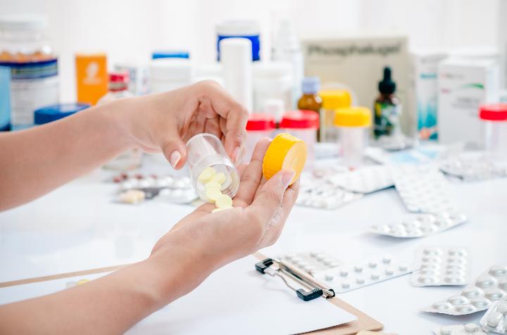 芹菜飞龙游戏平台做好吃?妙用芹菜做出养生药膳