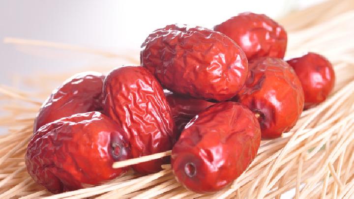 秋季祛痘吃什么食物比較好 消除青春痘的方法都有哪些