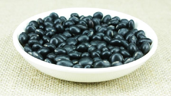 情緒低落時(shí)吃什么食物比較好 這三種食物可以輕松讓你的情緒高漲