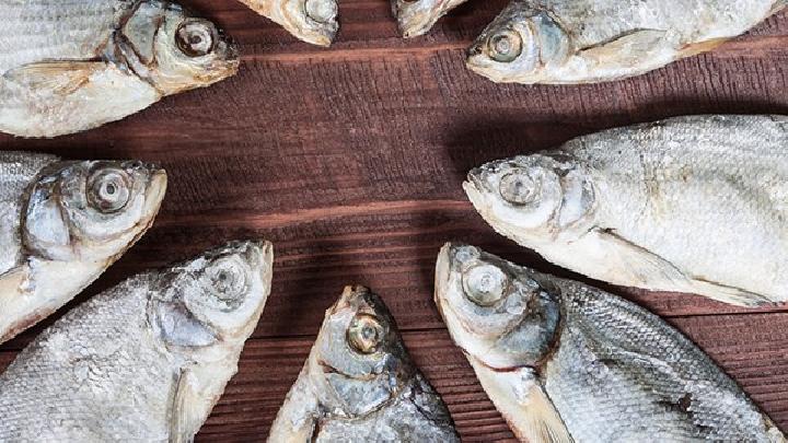 常見病暑期該如何進(jìn)行調(diào)治  夏季吃什么食物比較好？