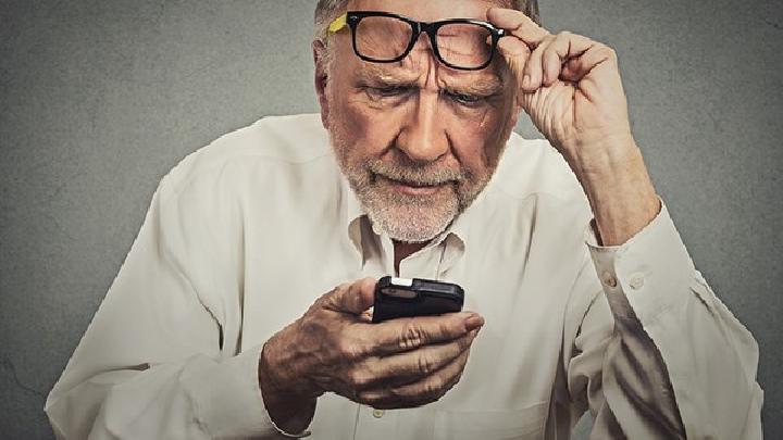 男性尿酸高影響生育嗎?造成男性不孕的要素有什么