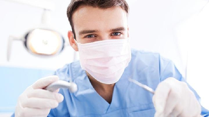 男人絡(luò)腮胡可以用激光脫毛去掉