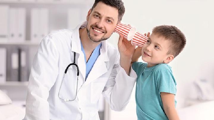 三岁孩子脸上起一个大红疙瘩是怎么回事，怎么办