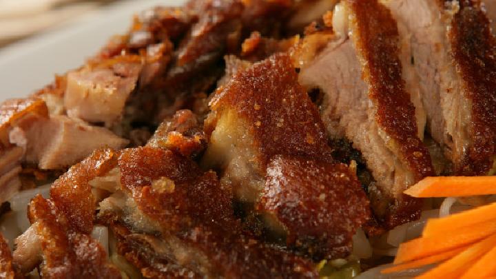 鴨肉是發(fā)物嗎 鴨肉不能與什么同食