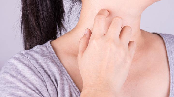 一到换季就起病毒性疱疹的原因