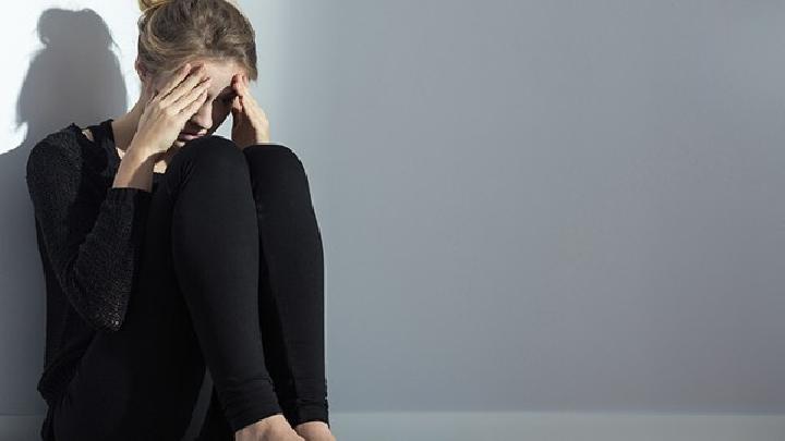 焦虑症和抑郁症的不同是什么？应该怎么治疗呢？