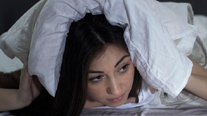 更年期保健 女性更年期失眠的症状有什么？