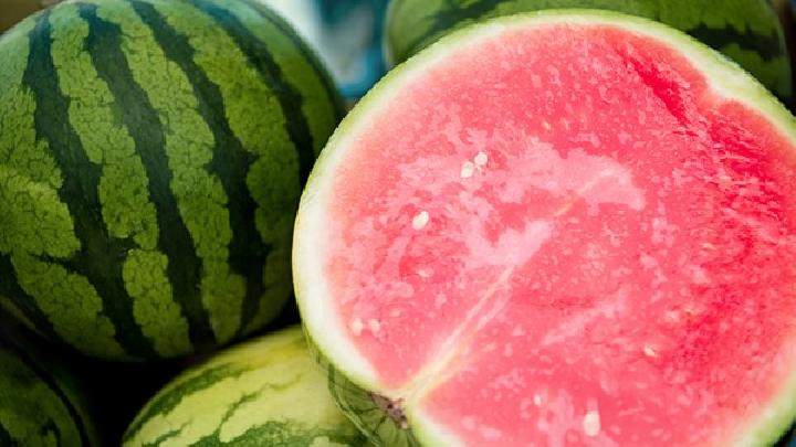 夏天吃西瓜正好 解暑去燥还减肥
