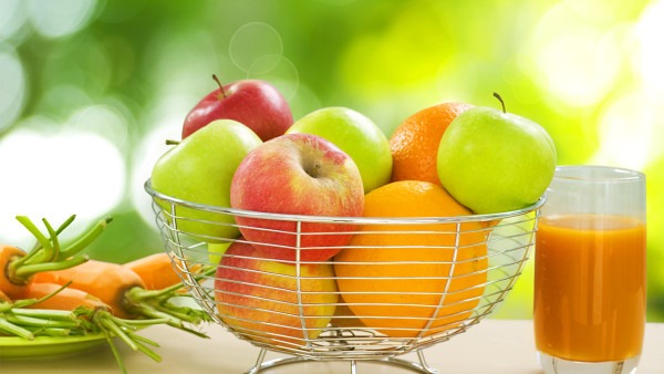26岁女子，每天早上空腹吃苹果，坚持一段时间后，有哪些变化？