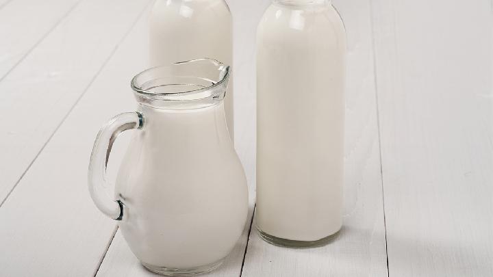 牛奶煮茯苓的四大好处，有助美白促进消化