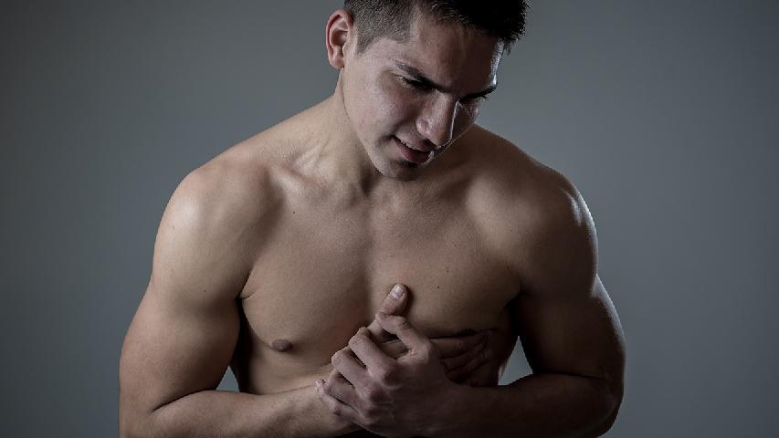 男人腰痛原因有哪些？5种按摩疗法来缓解