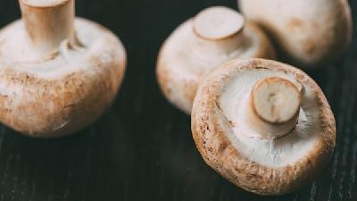 蘑菇炒芦笋——助消化降脂降压