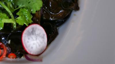 木耳紫菜瘦身汤的做法