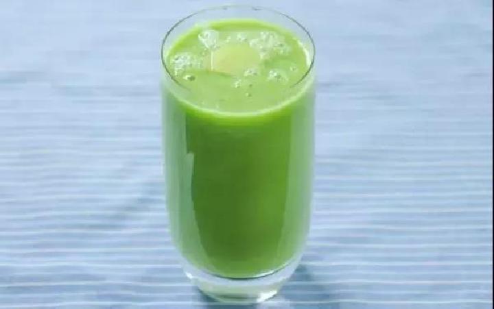苹果黄瓜汁——降胆固醇助消化
