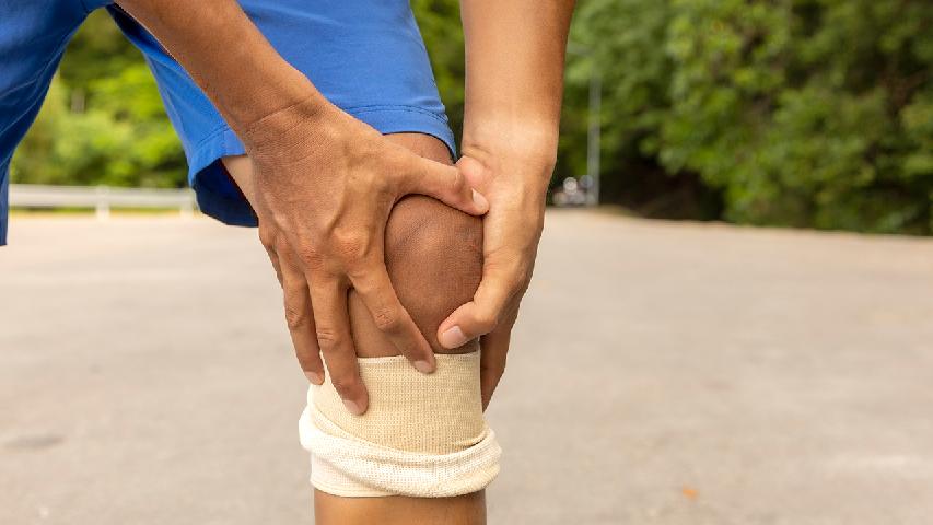 膝关节响疼痛的原因