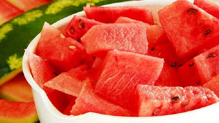 夏季吃西瓜有哪些注意事项你需重视的七大要点