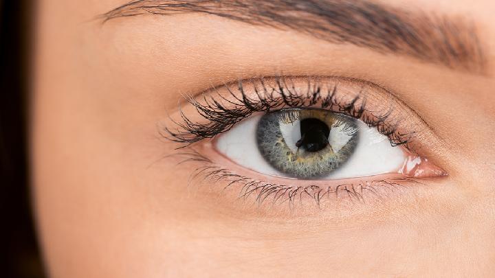 双眼皮消肿慢的体质怎么改变呢？