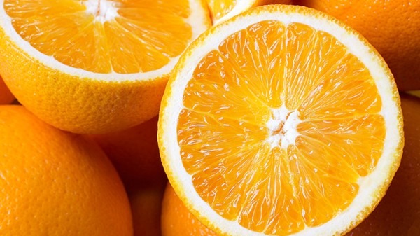 福建一45岁女子每天吃两个橙子，一年后去医院体检，体检结果如何