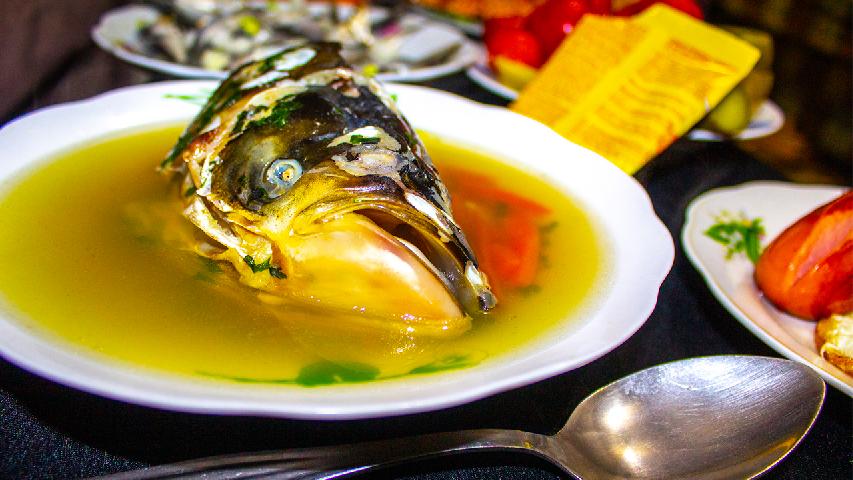 白菜鲤鱼猪肉汤——健脾养胃润肠排毒