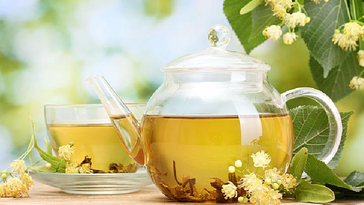 百合花茶何時(shí)喝最好 百合花茶的養(yǎng)生功效有哪些