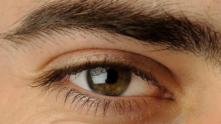 婚禮美顏秘籍：無瑕肌膚、精致眉眼，讓你成為最閃耀的伴娘