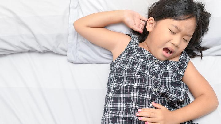 小孩脸上有白斑是有蛔虫病吗