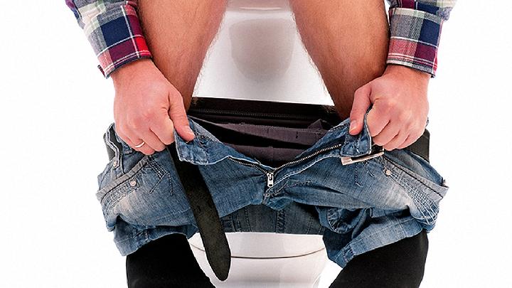 男性下腹疼痛的原因