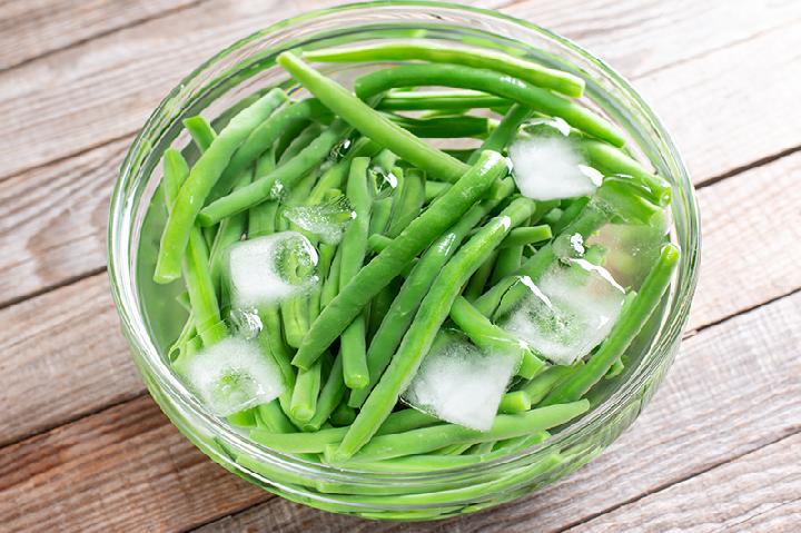 排骨和豆角能一起炖吗