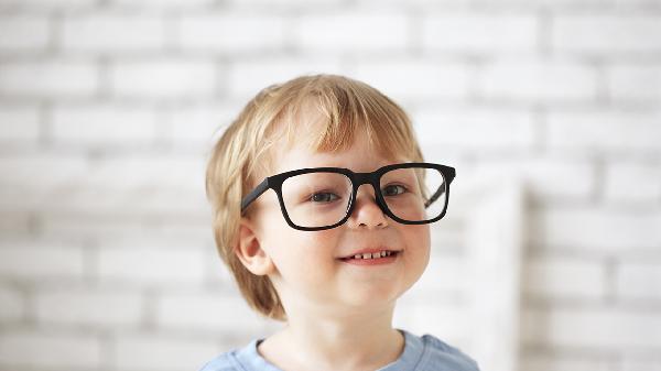 4种幼儿常见眼疾 早了解早预防