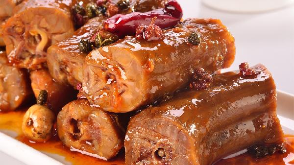 鸭肉与什么食物相克