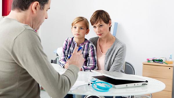 孩子吐完一直不想吃饭还放屁