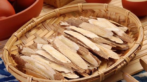黄芪和陈皮泡水的用量 黄芪吃多久应该停下来