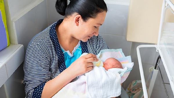 女性尿完后下腹坠疼