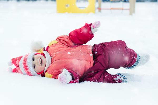 滑雪服能当冲锋衣穿吗