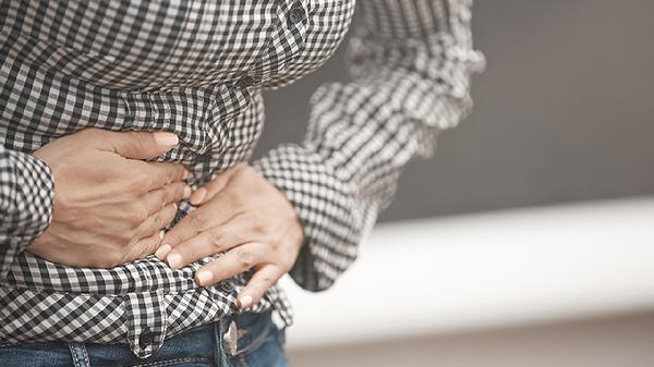 中年男性腹痛、腹胀、恶心，没想到是十二指肠梗阻！