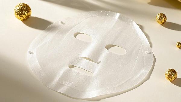 正确敷面膜的6个步骤