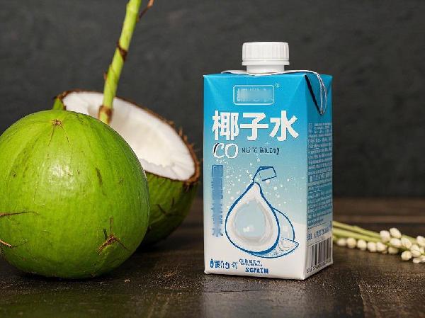 天然椰子水的功效与作用
