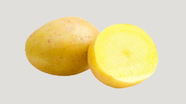 吃不完的土豆易发芽？菜贩子教您2个土办法，放1年都不烂不长芽