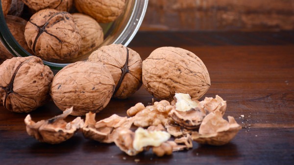 降胆固醇、保护心脑血管……这种坚果好处多多,没吃过多可惜