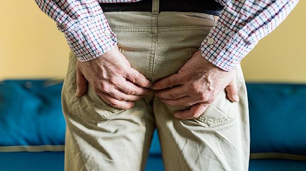 怎样练臀部侧面的肌肉