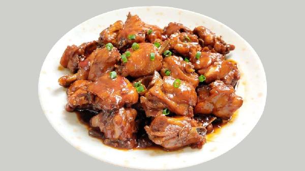 炒鸡腿肉需要焯水吗