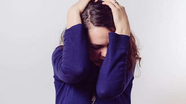初中女生不想上学是抑郁吗