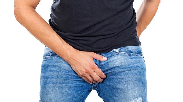大腿内侧靠近睾丸旁边有硬块