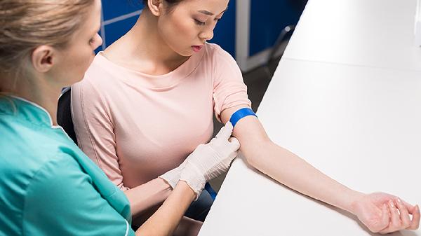 公司常规体检能查出怀孕吗